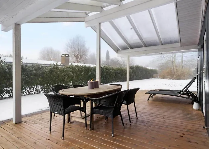 1627-dronningmolle-svalevej-3 * Dronningmølle